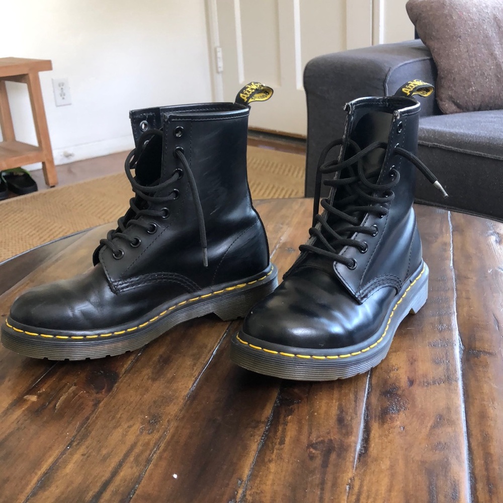 Dr. Martens 460 WOMEN'S SMOOTH LEATHER LACE UP BOOTS size 6